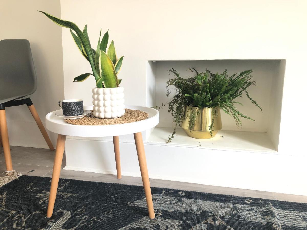 Bright Chiswick Apartment - Great Location London Kültér fotó