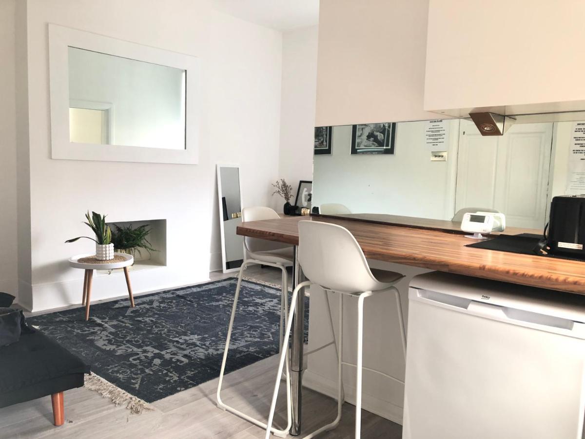 Bright Chiswick Apartment - Great Location London Kültér fotó