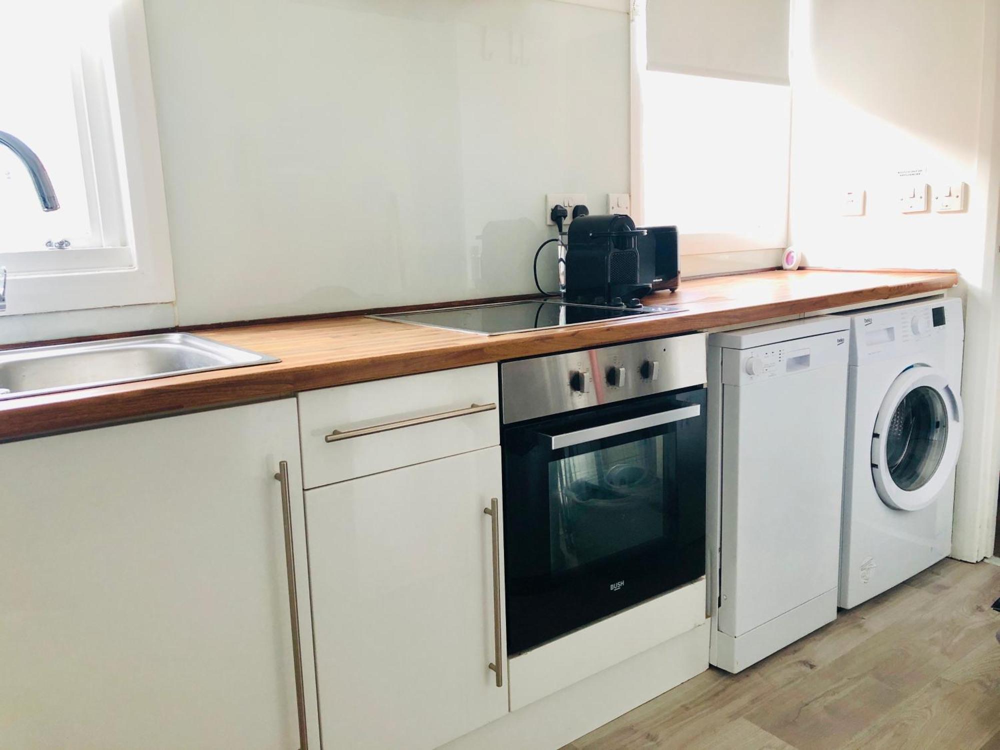 Bright Chiswick Apartment - Great Location London Kültér fotó